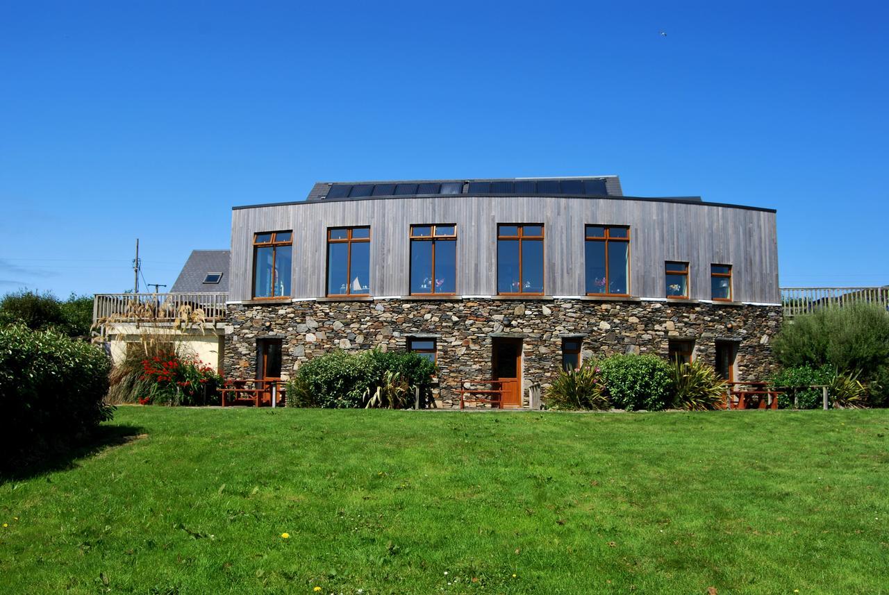 Dolphin Hotel Inishbofin Exterior photo